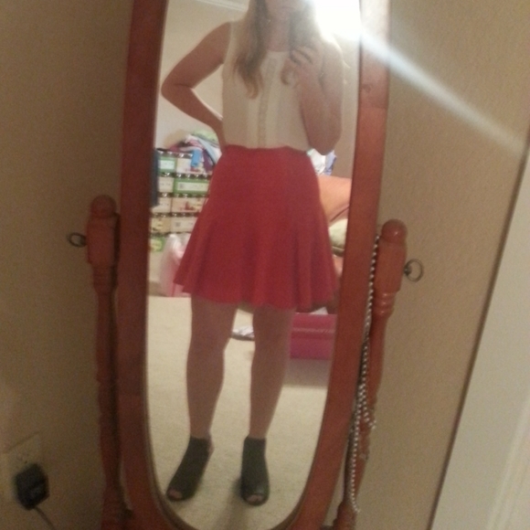 Gianni Bini Flutter Skirt - Picture 7 of 7